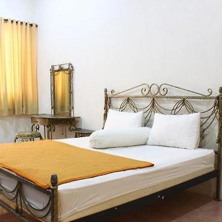 Ruang Tidur At Dpalma Bogor 호텔 외부 사진