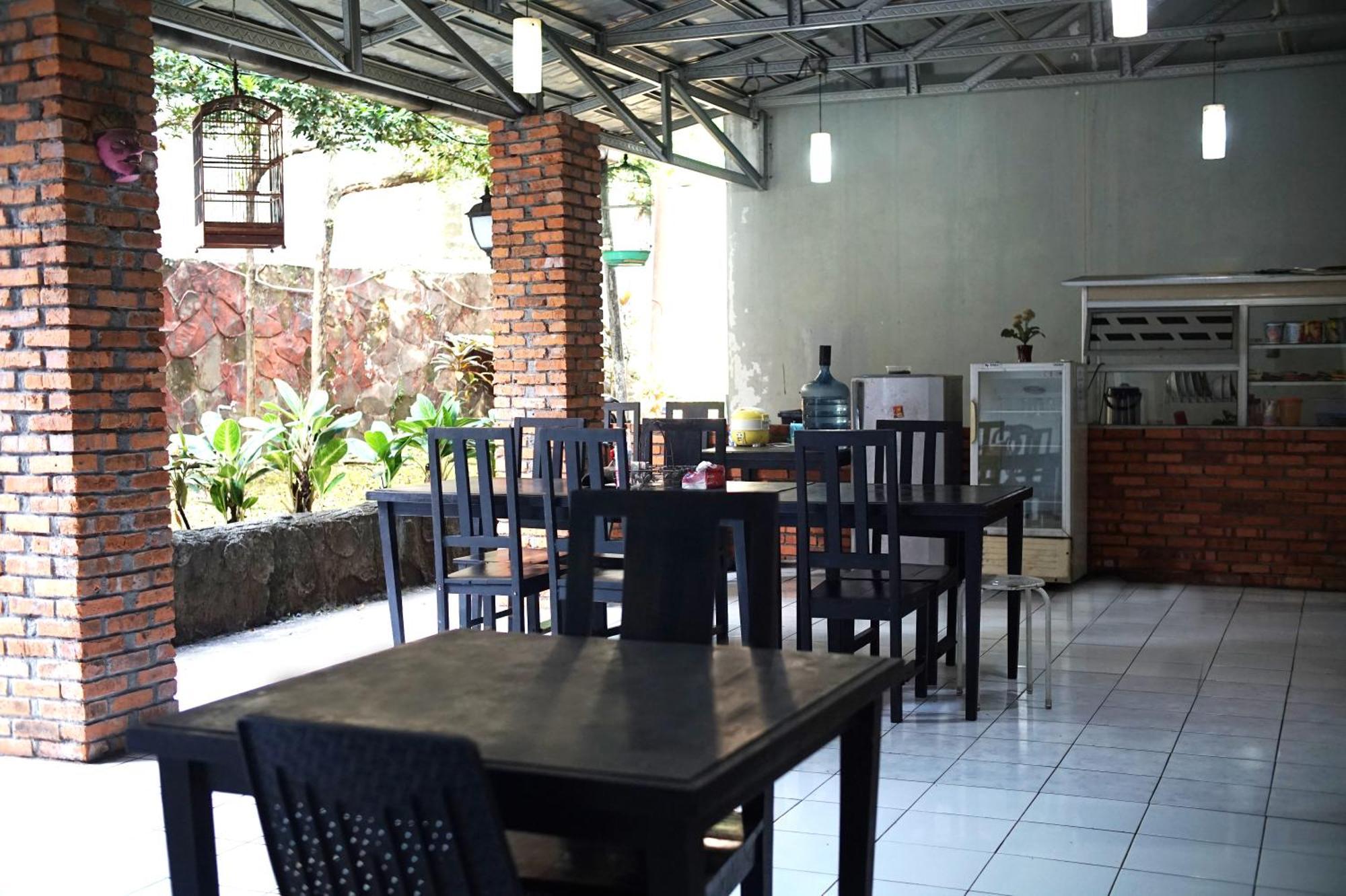 Ruang Tidur At Dpalma Bogor 호텔 외부 사진